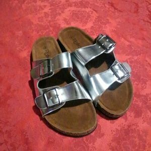 New Refresh Two Strap Slip on Slide Sandal